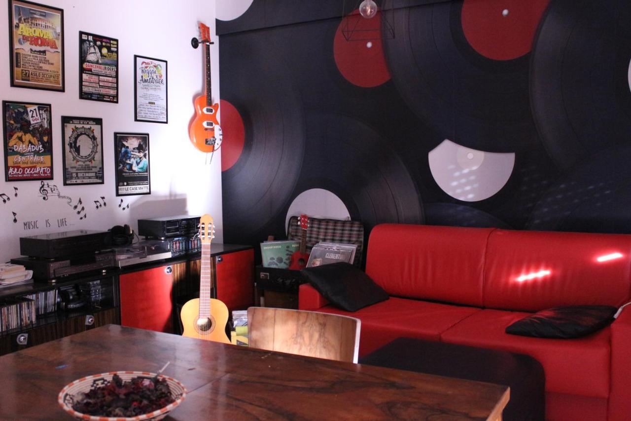 House Of Music Apartment LʼAquila Екстериор снимка